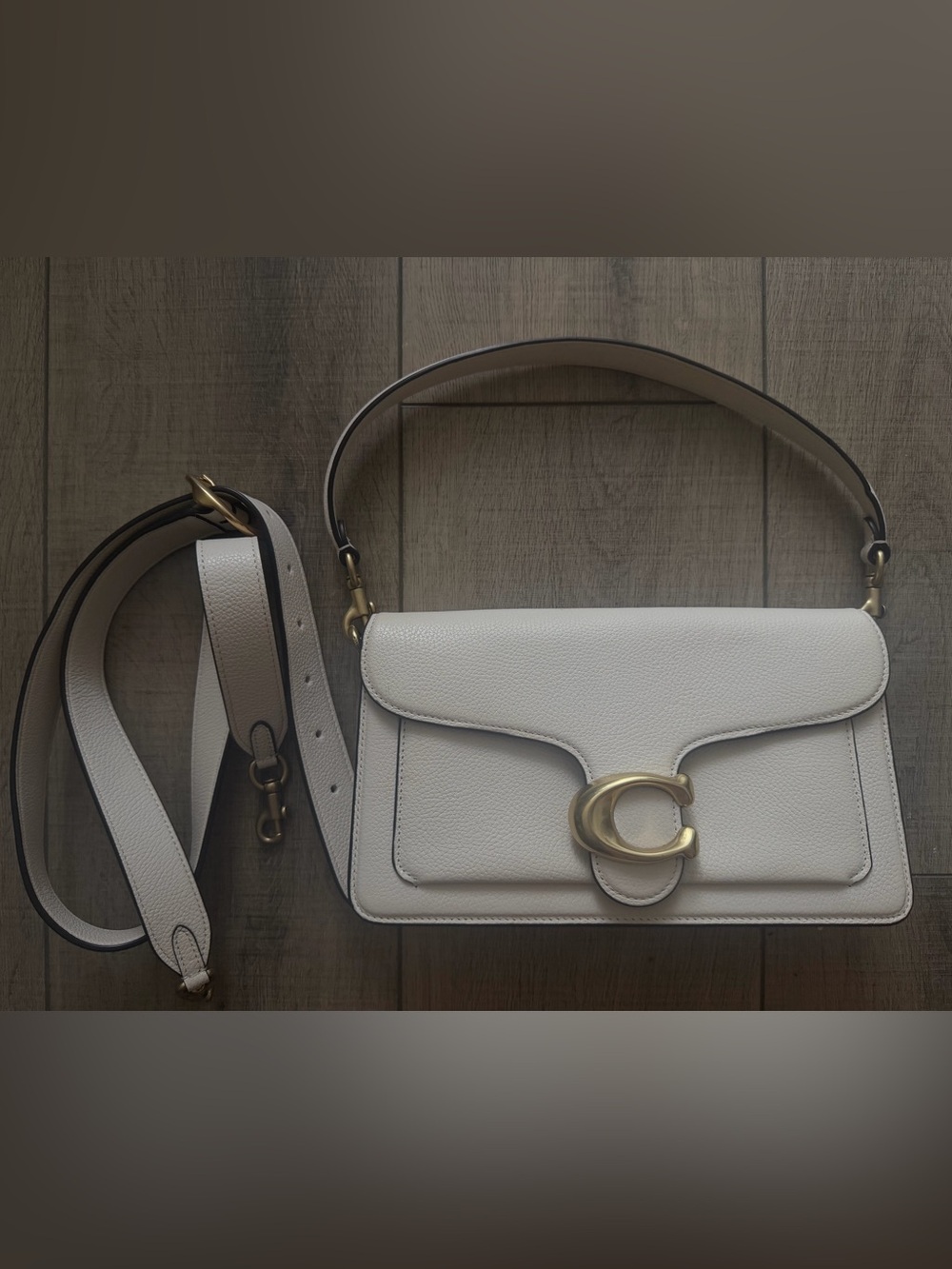 Coach White Leather Shoulder Bag with Gold Hardware